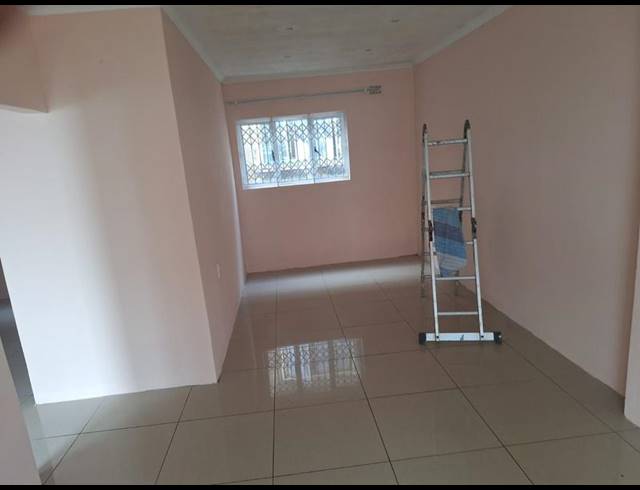 2 BEDROOM PROPERTY TO RENT IN MEREBANK